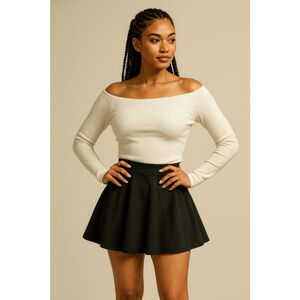 Short Skirt with side-zipper size: M/6